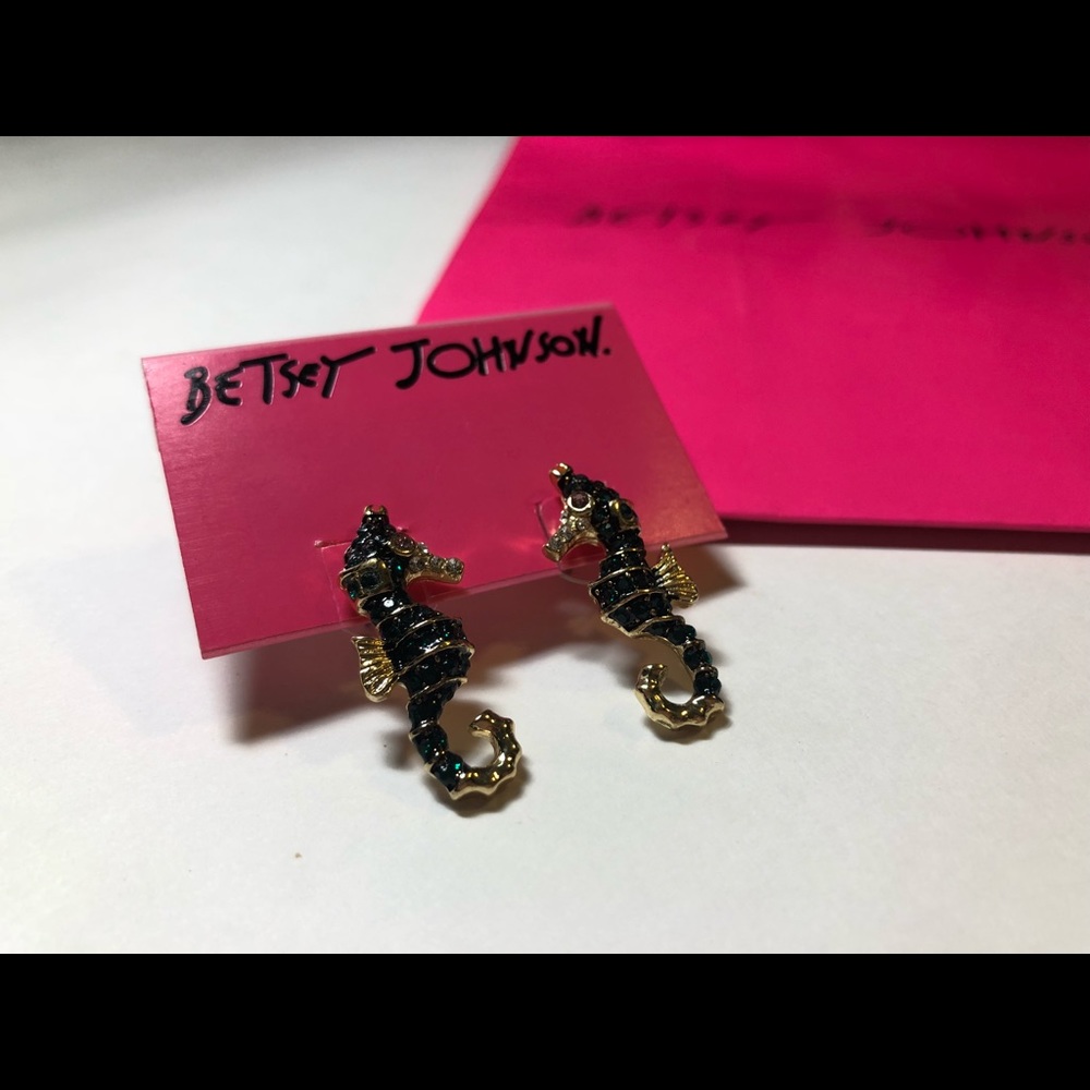 🌊 Seahorses By Betsey Johnson